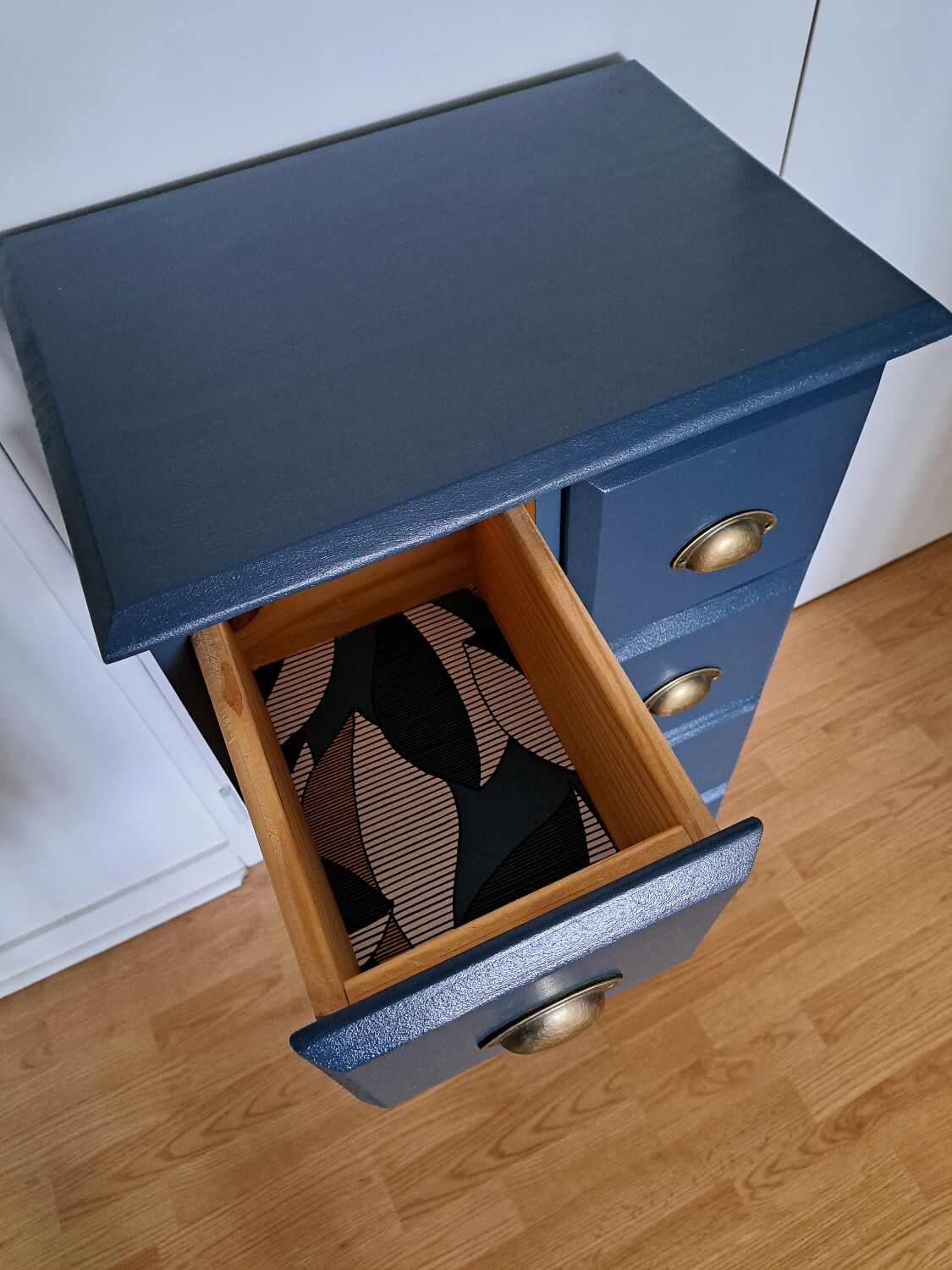 Rød Sødgren blue ganne chest of drawers