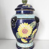 Vase chinois couvert décor de fleurs