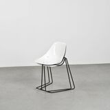 Prototype de chaises Coccinelle par René-Jean Caillette, Steiner