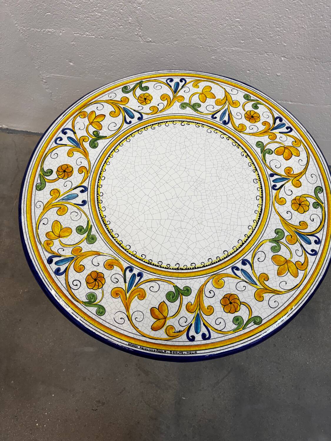 Outdoor table signed Grandi Maioliche Ficola hand-painted Italy