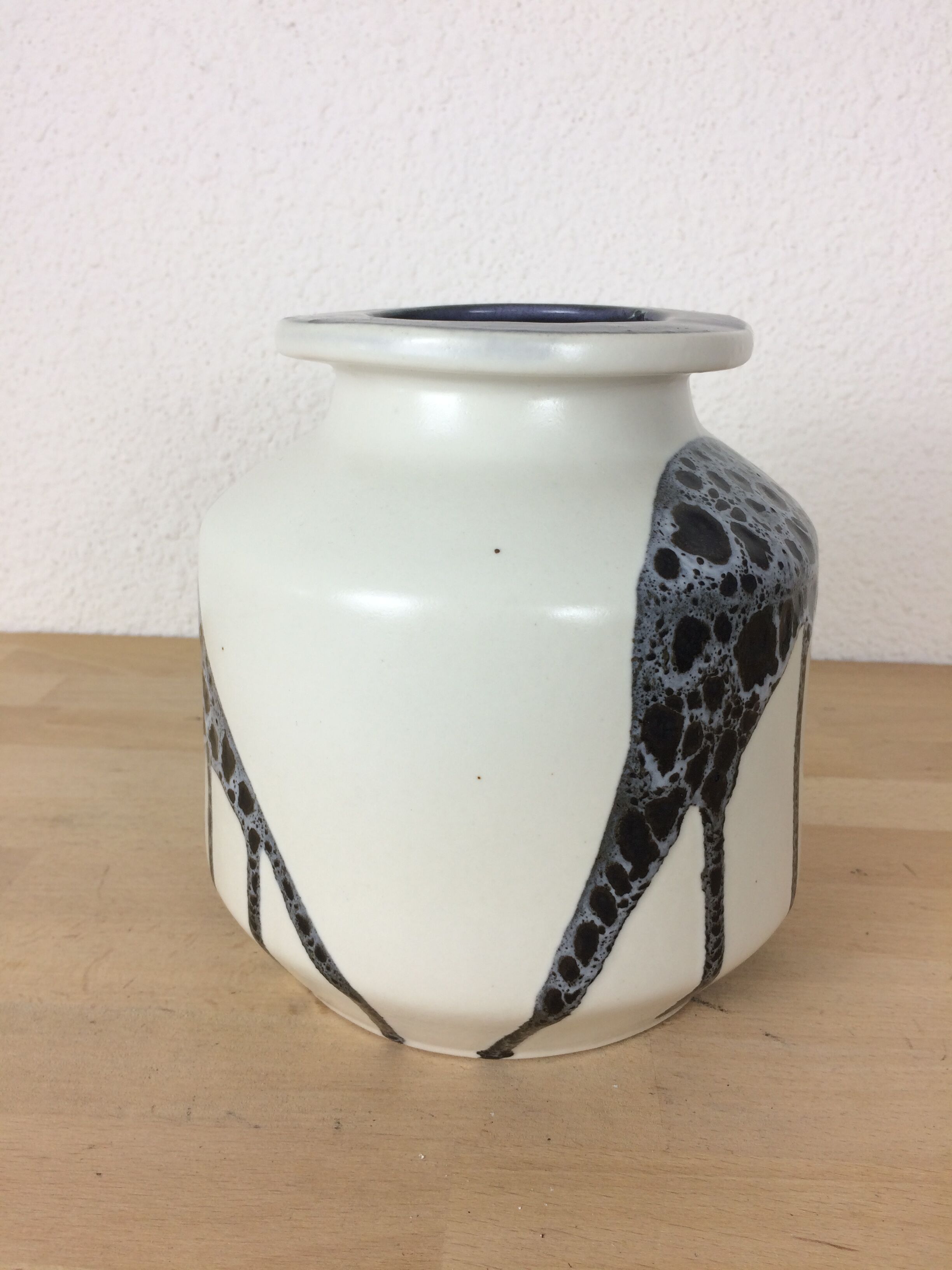 Modernist vase Lapid Israel, ceramics, 60s