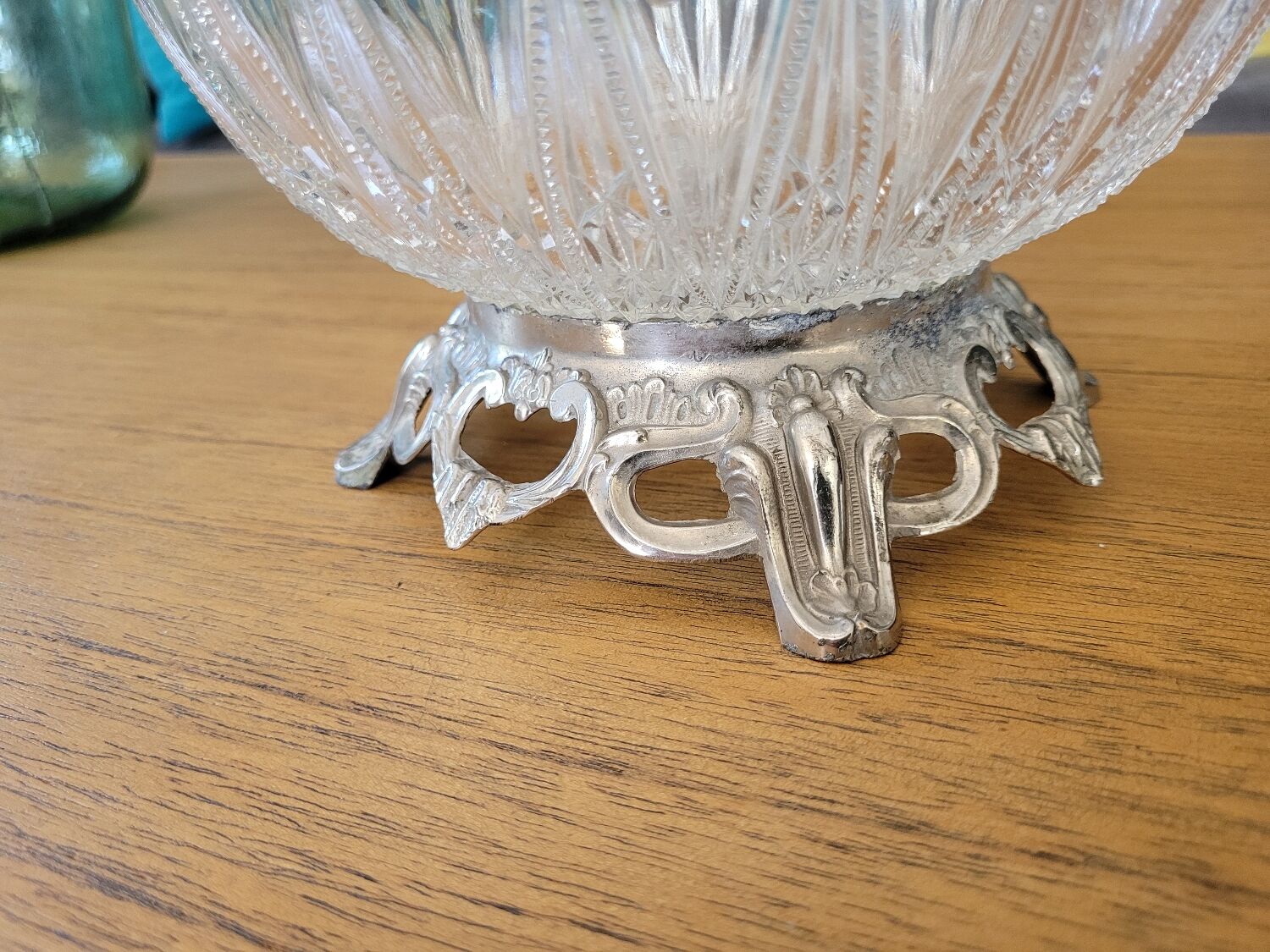 Glass cup