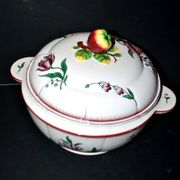 Antique hand-painted earthenware tureen from Vieux Strasbourg Sarreguemines