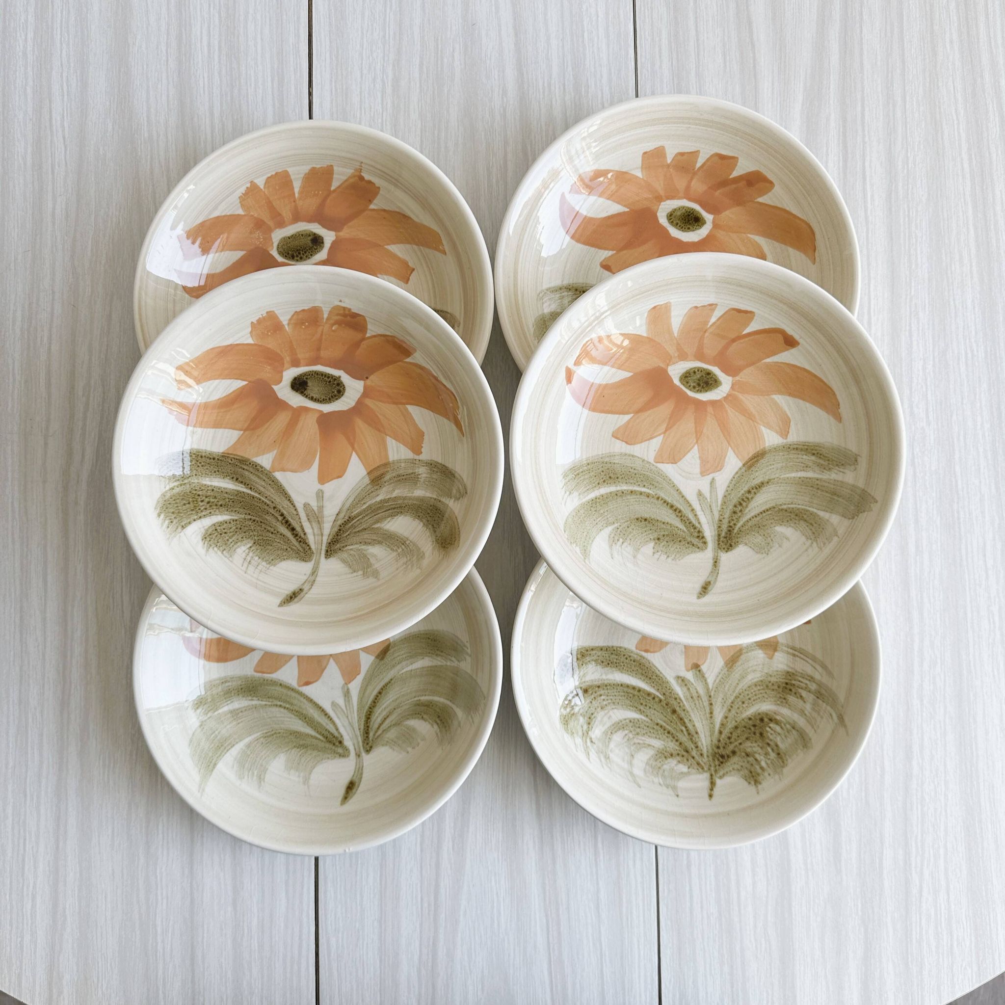6 assiettes creuses en céramique – décor floral peint à la main