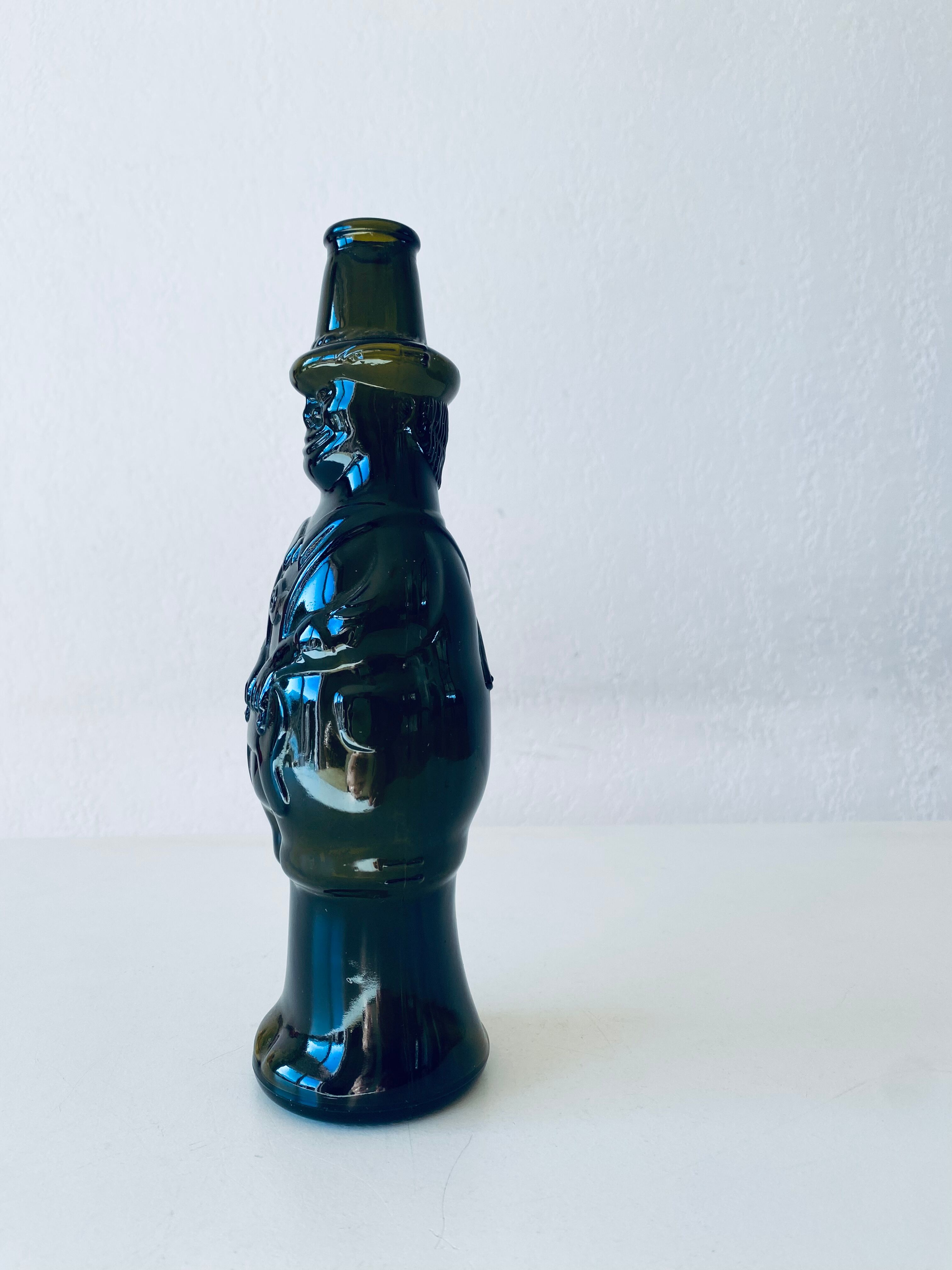 Humorous glass decanter