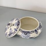 Vintage '50 Delft box.