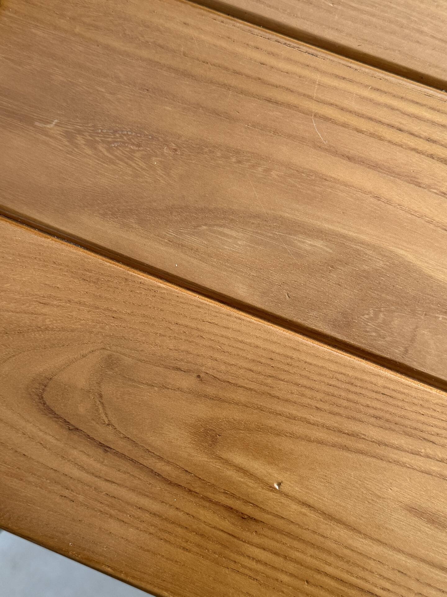 Brutalist coffee table in solid elm — Maison Regain (1970s)