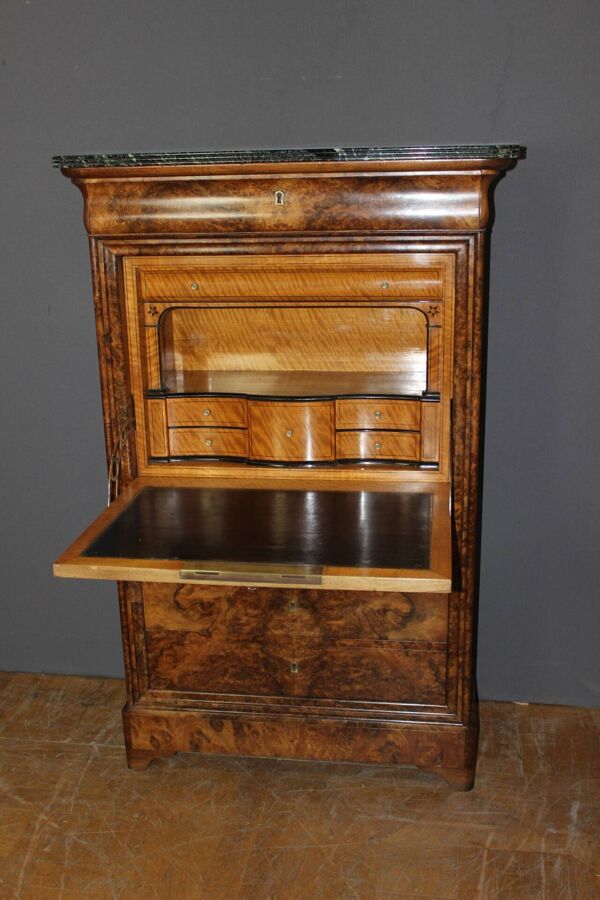 Secrétaire d'époque  Louis Philippe en Ronce de Noyer XIX
