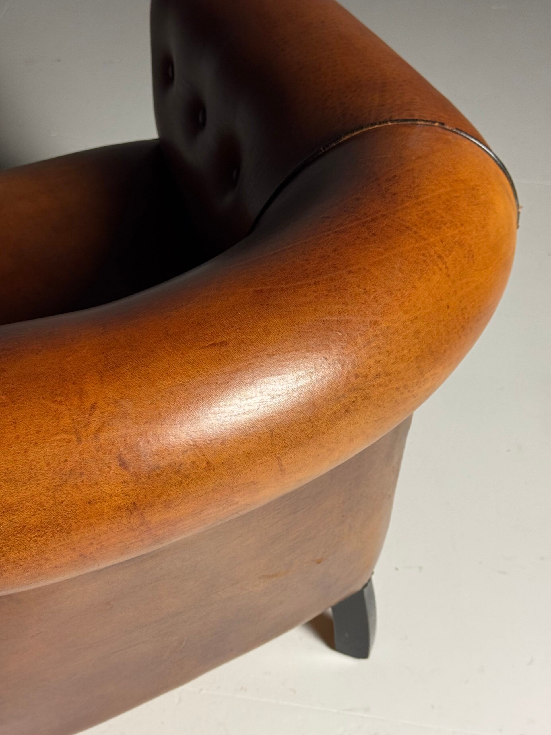 Ensemble de 2 fauteuils club en peau de mouton