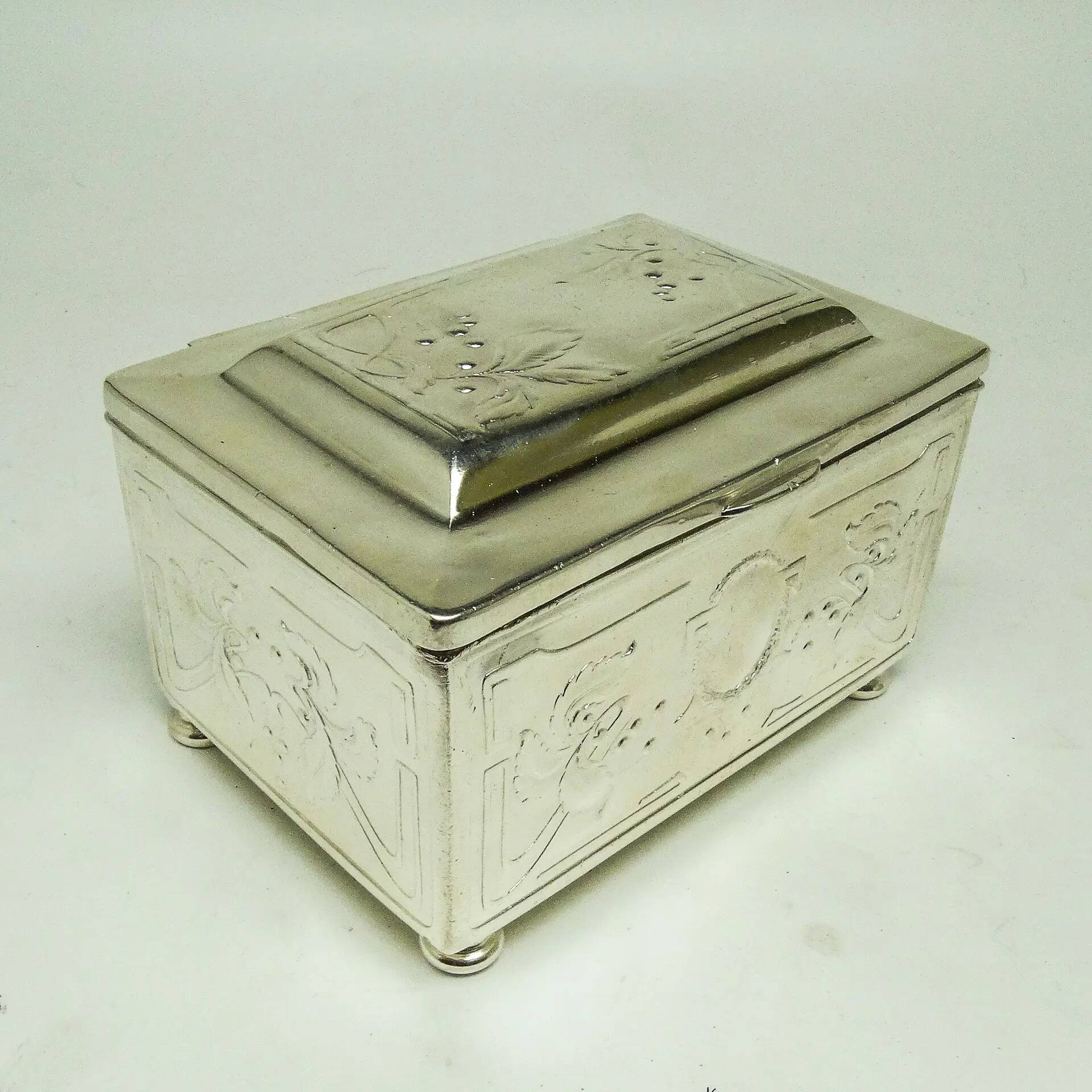 Sugar bowl, Art Nouveau, silver-plated brass, Poland, early 20th century