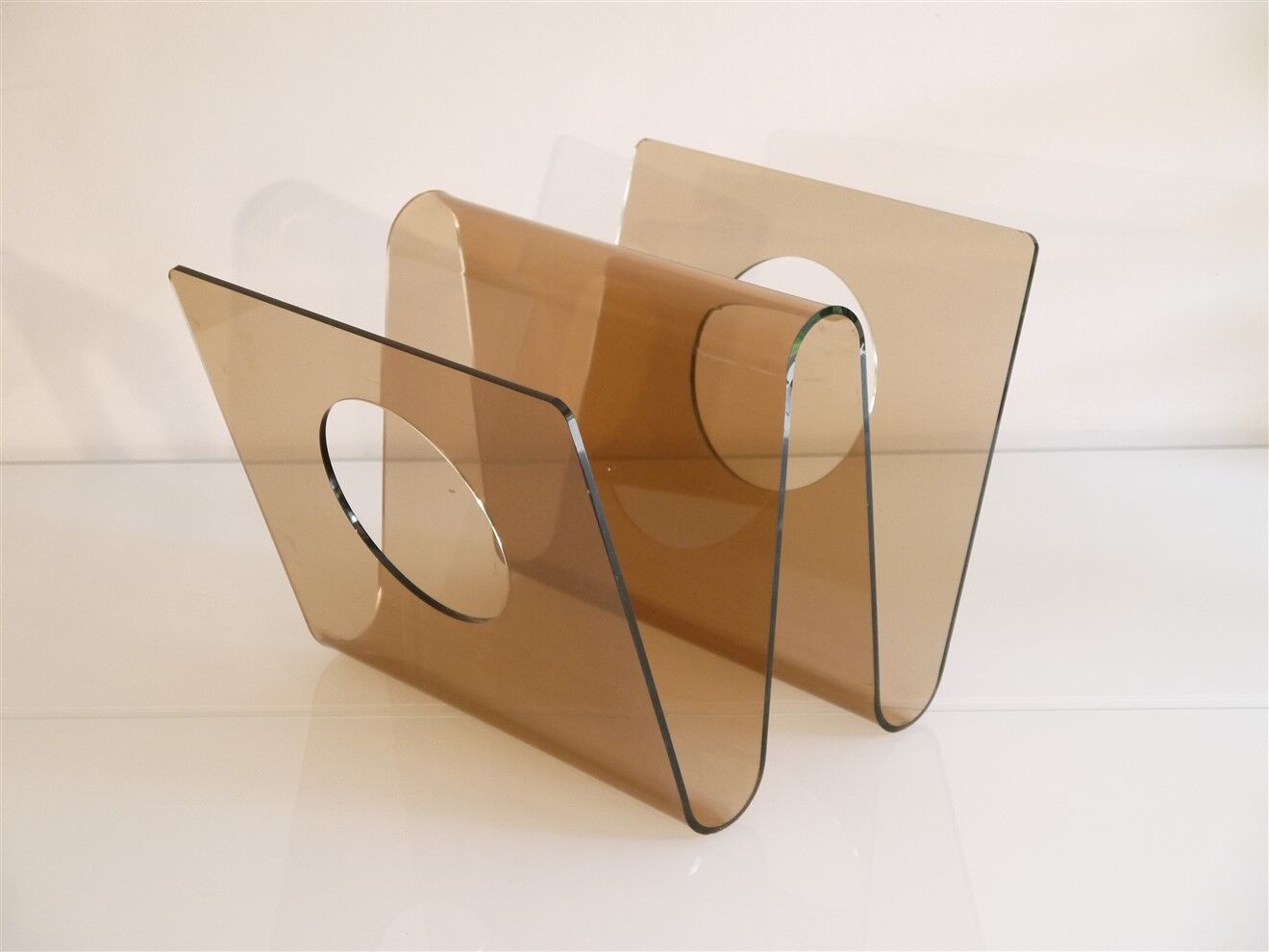 Vintage plexiglass plexiglass magazine holder bobois 1970