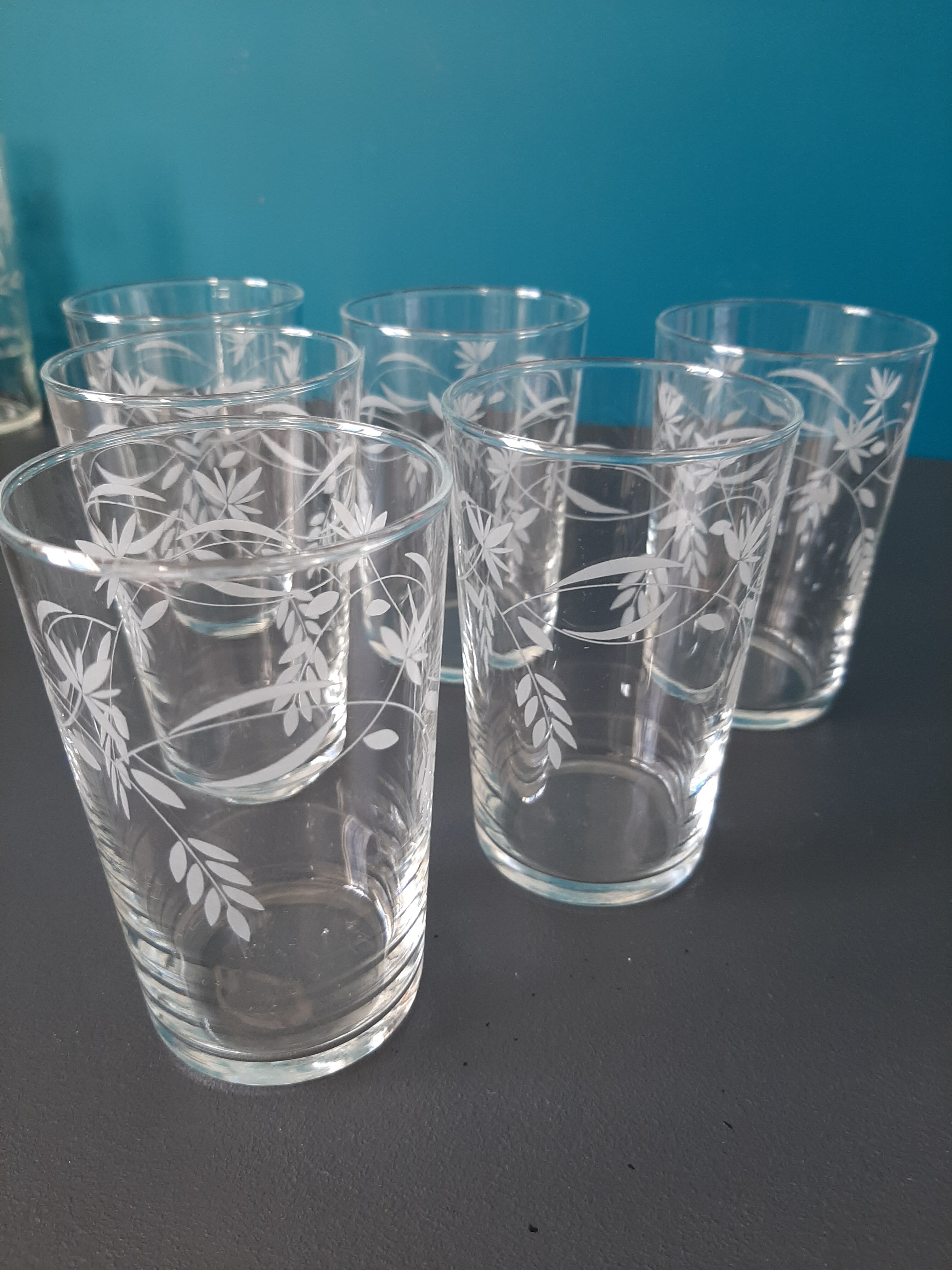 6 antique table glasses