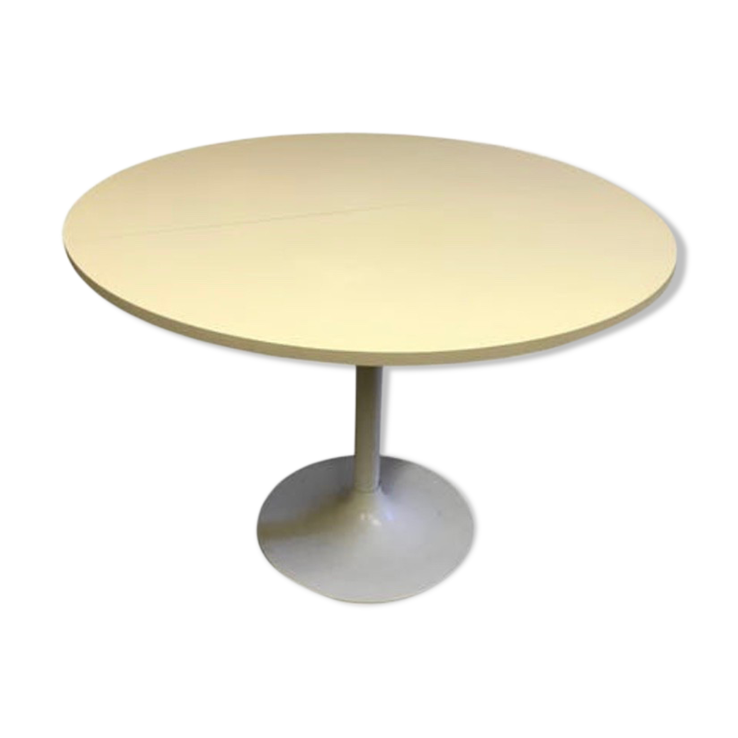 Cast-iron tulip-footed table