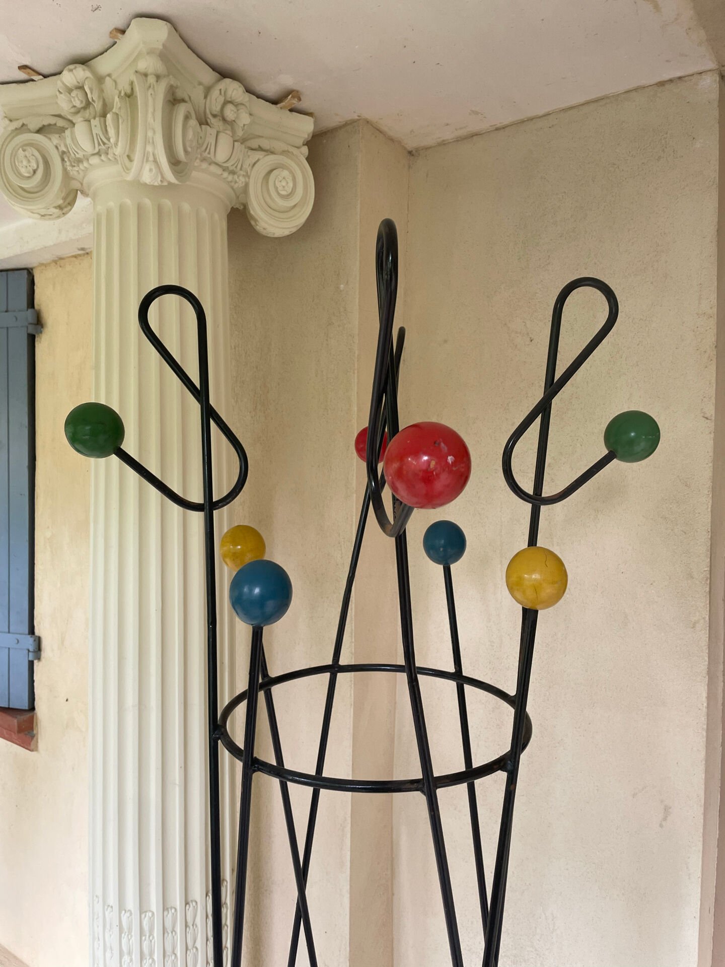 Coat rack attributed to Roger Ferraud (1890-1964) model "treble clef"