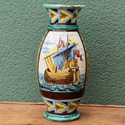 Vase en majolique italienne de Perugia, bateaux