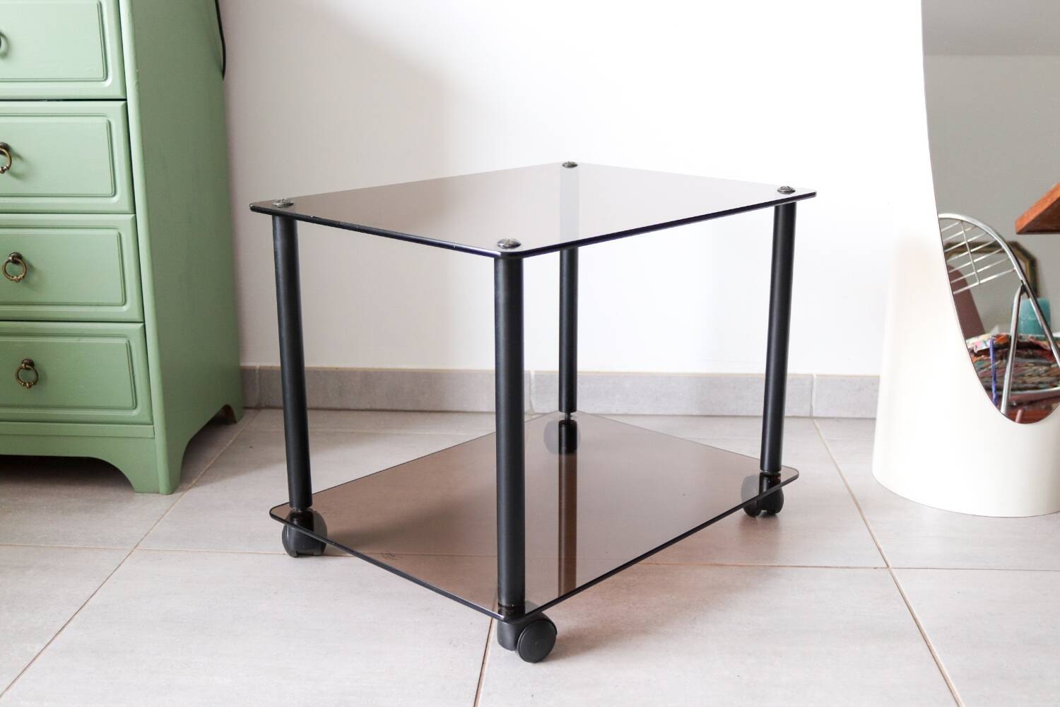 Erard tempered glass coffee table on wheels