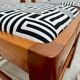Ensemble de deux chaises Faux Bamboo Chippendale rénovées