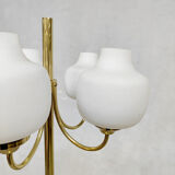 Lampadaire italien vintage en laiton verre opalin
