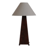 Obelisk table lamp