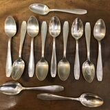 Set of 12 Apollo brand silver-plated metal teaspoons