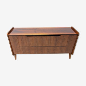 Commode en noyer moderne par František Jirák, années 1960, Tchécoslovaquie