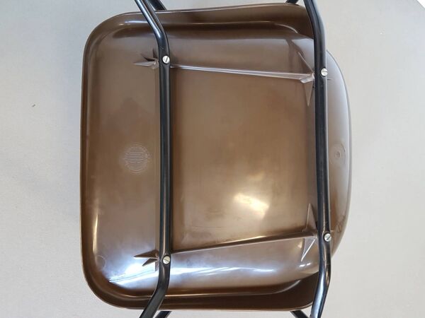 Chaise Polyside de Robin Day - 1963