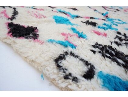 Colorful Berber carpet 216 x 142cm