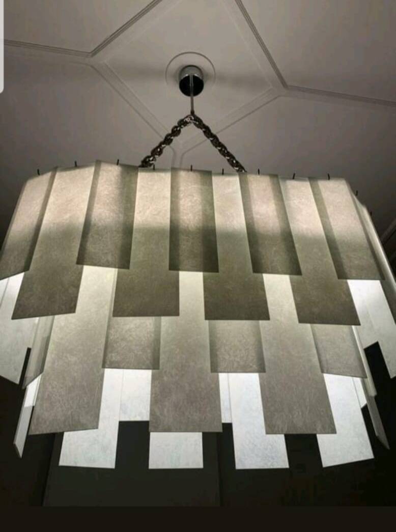 Large Modern Chandelier Queens Gallery Chime
90 cm