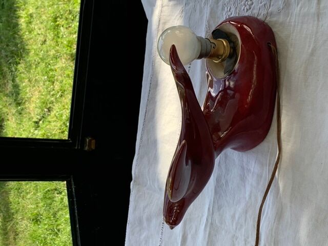 Art deco red enamelled ceramic bird table lamp