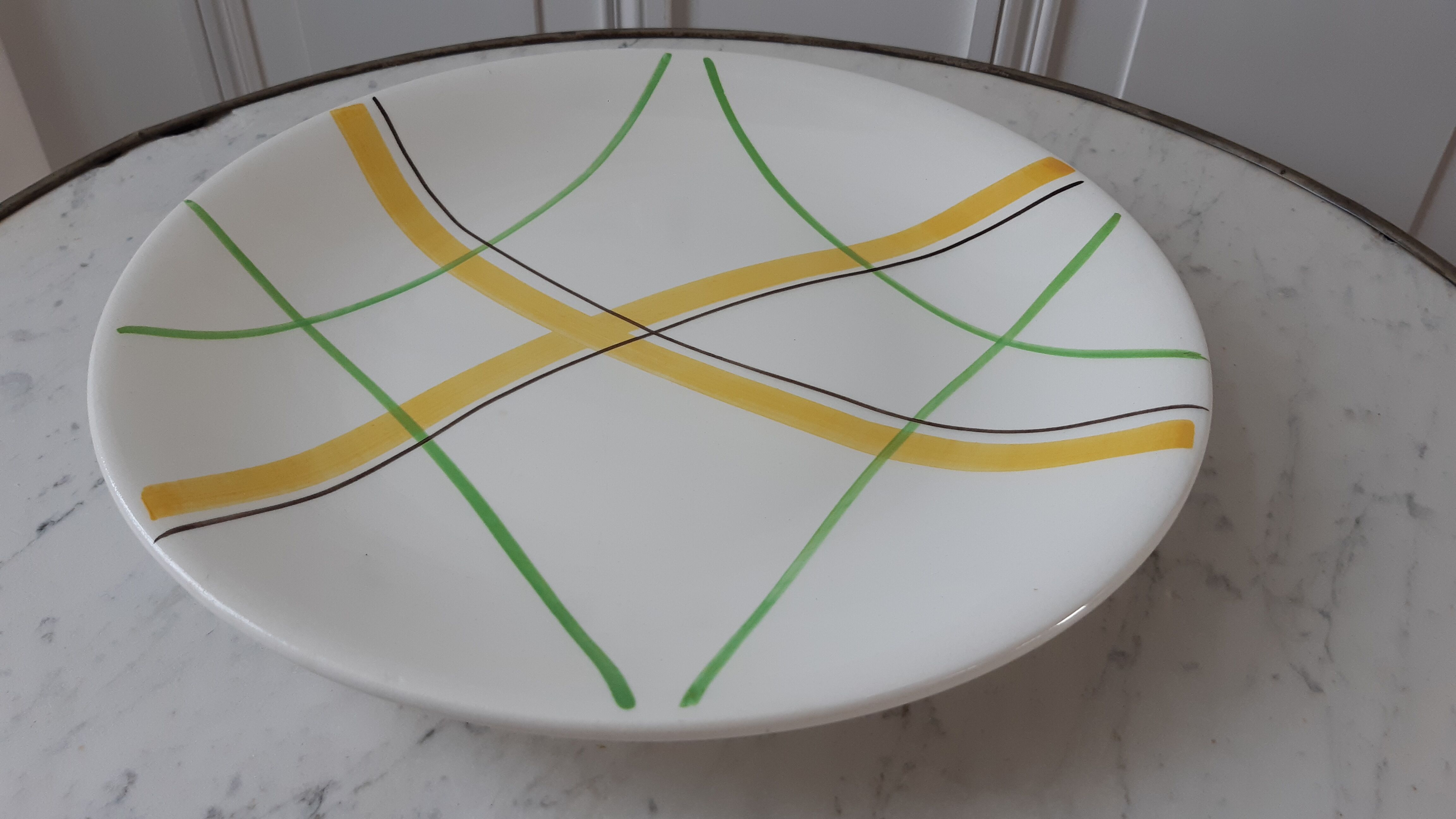 Round dish Gien model Sarabande years 50-60