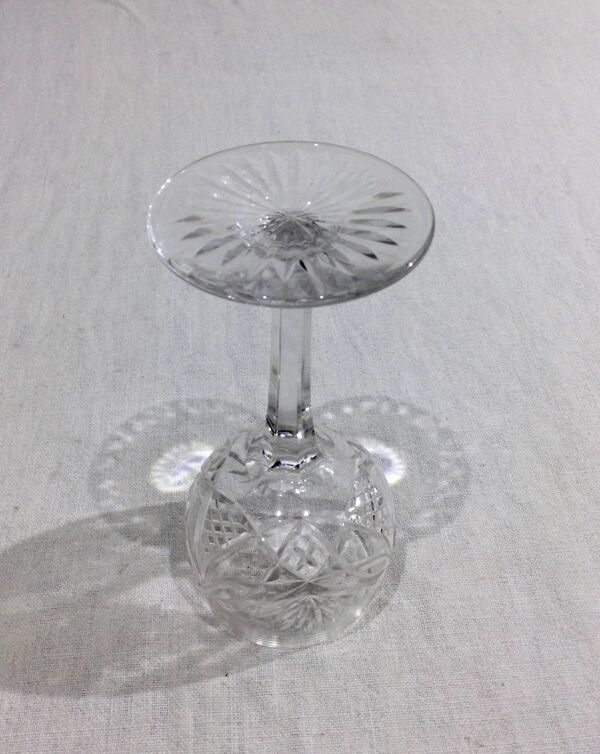 Baccarat – 9 verres à vin blanc En Cristal De Baccarat