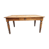 Farm table