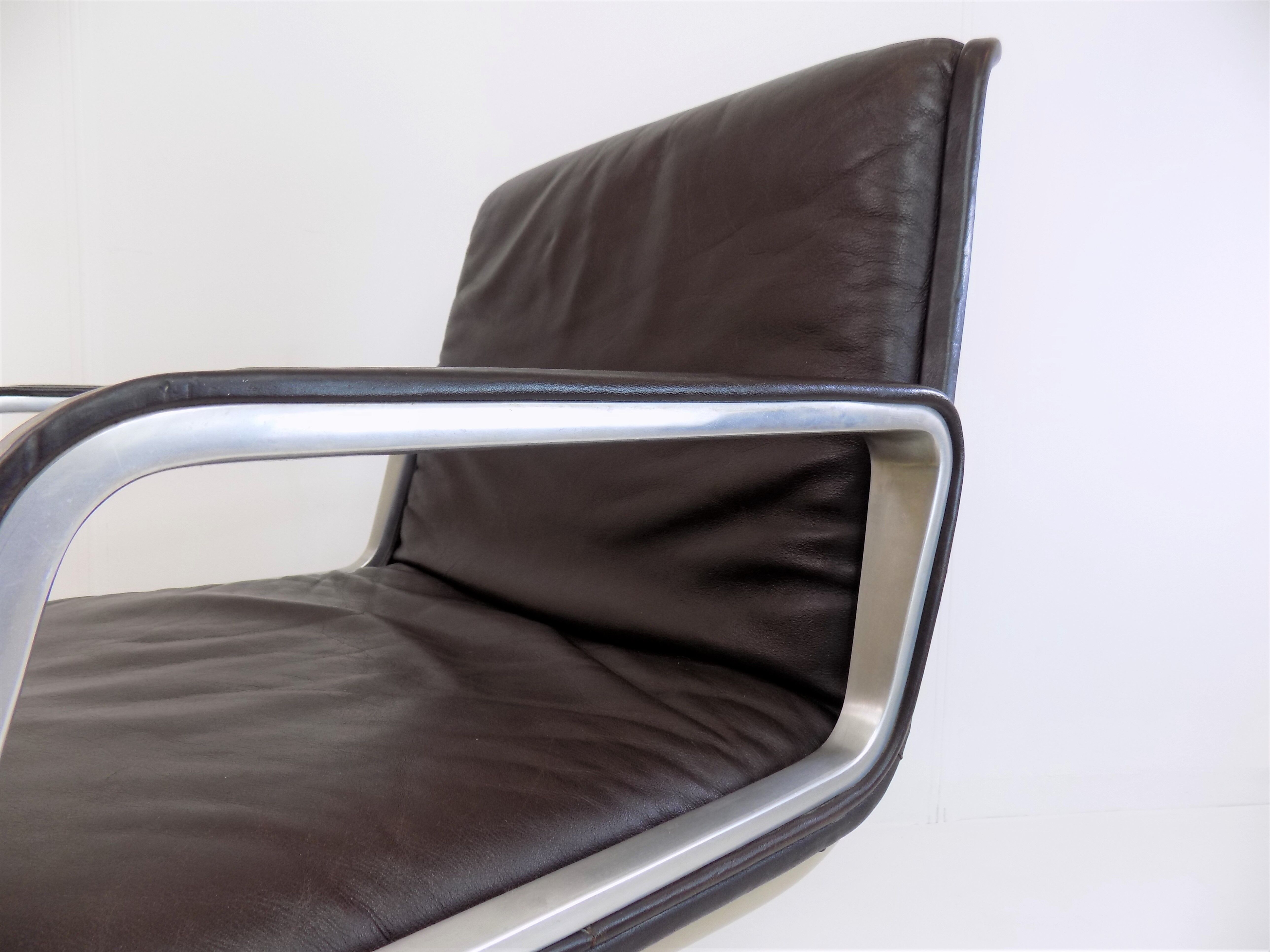 Wilkhahn Delta 2000 leather office chair by Delta Design