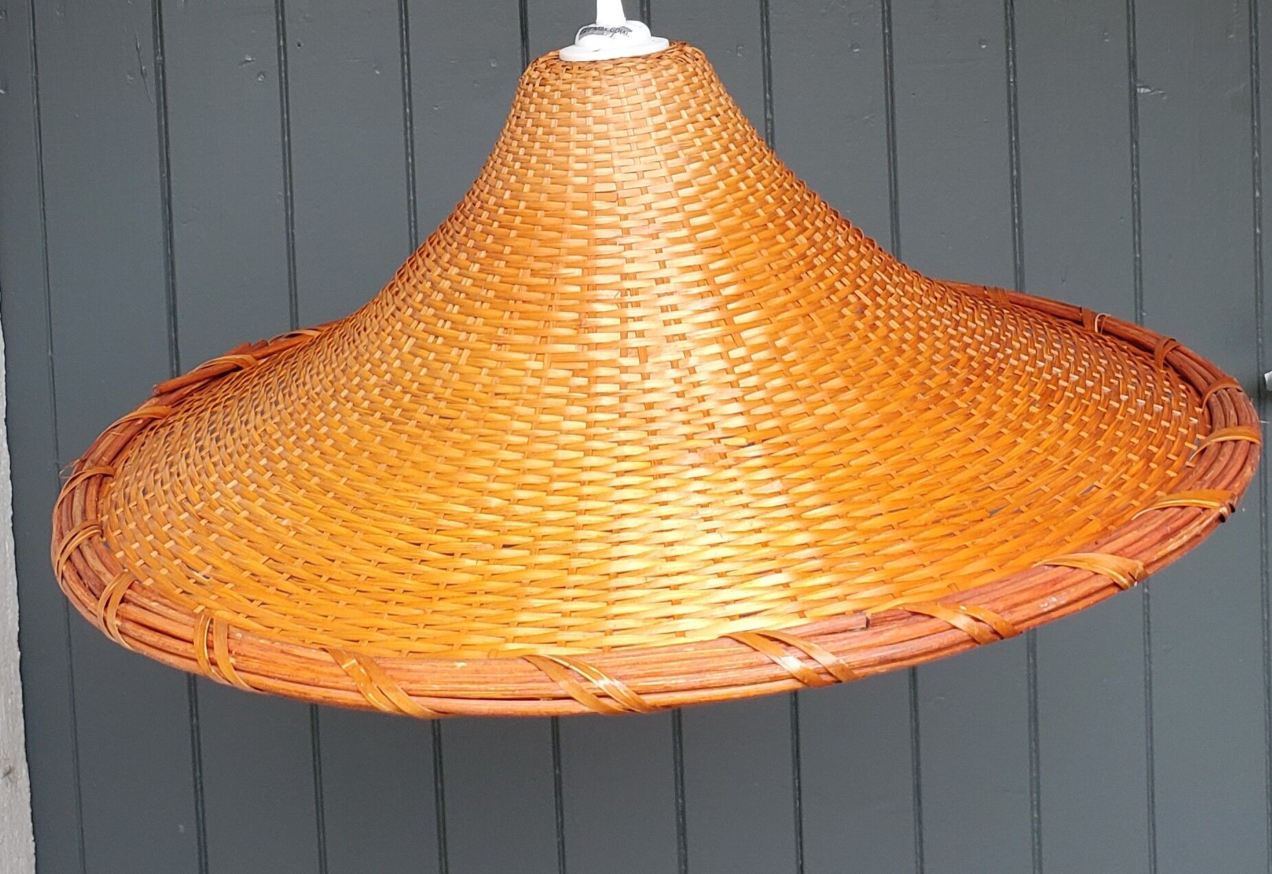 Rattan hanging lamp 1970