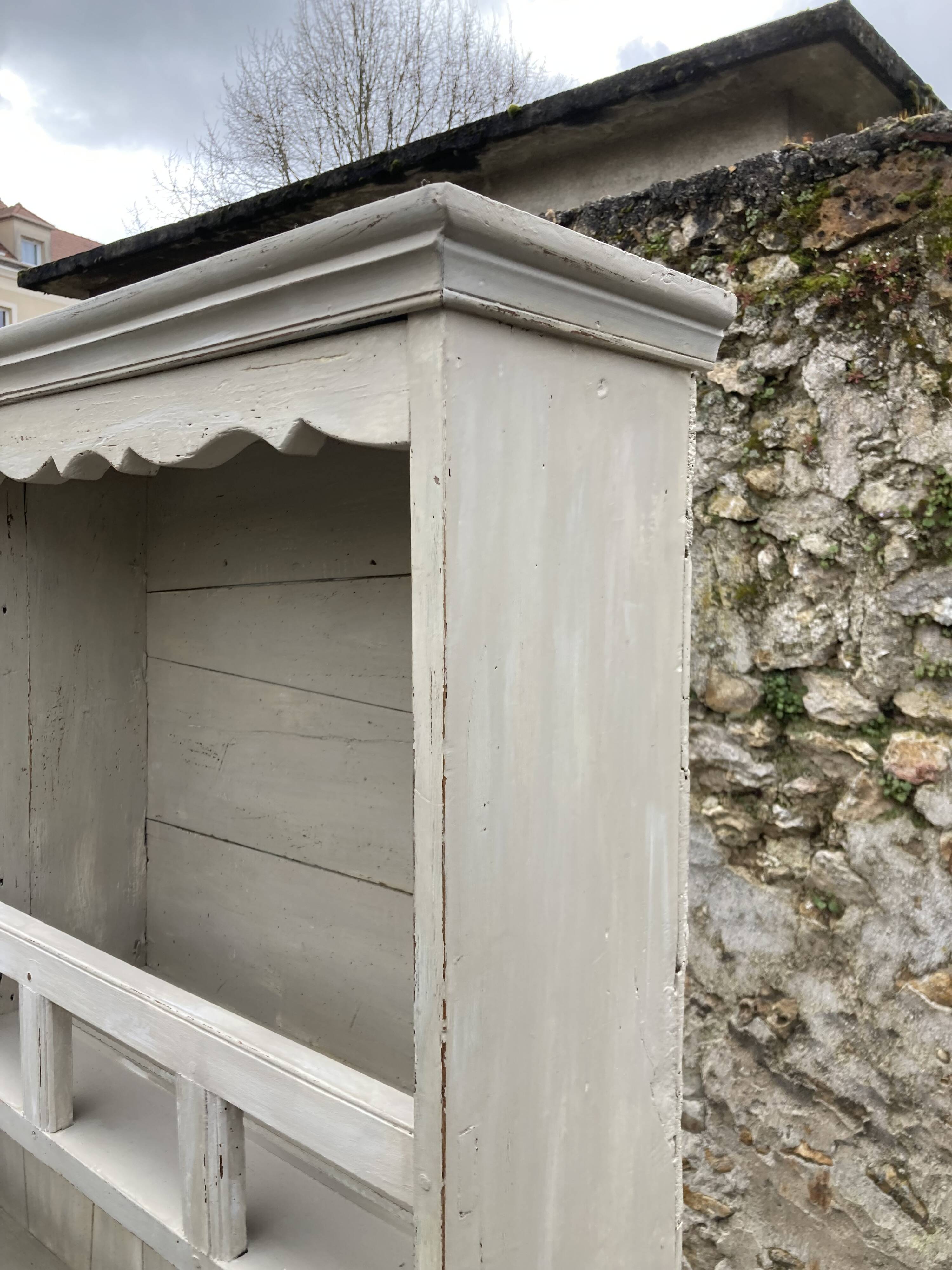 Painted Savoyard dresser.