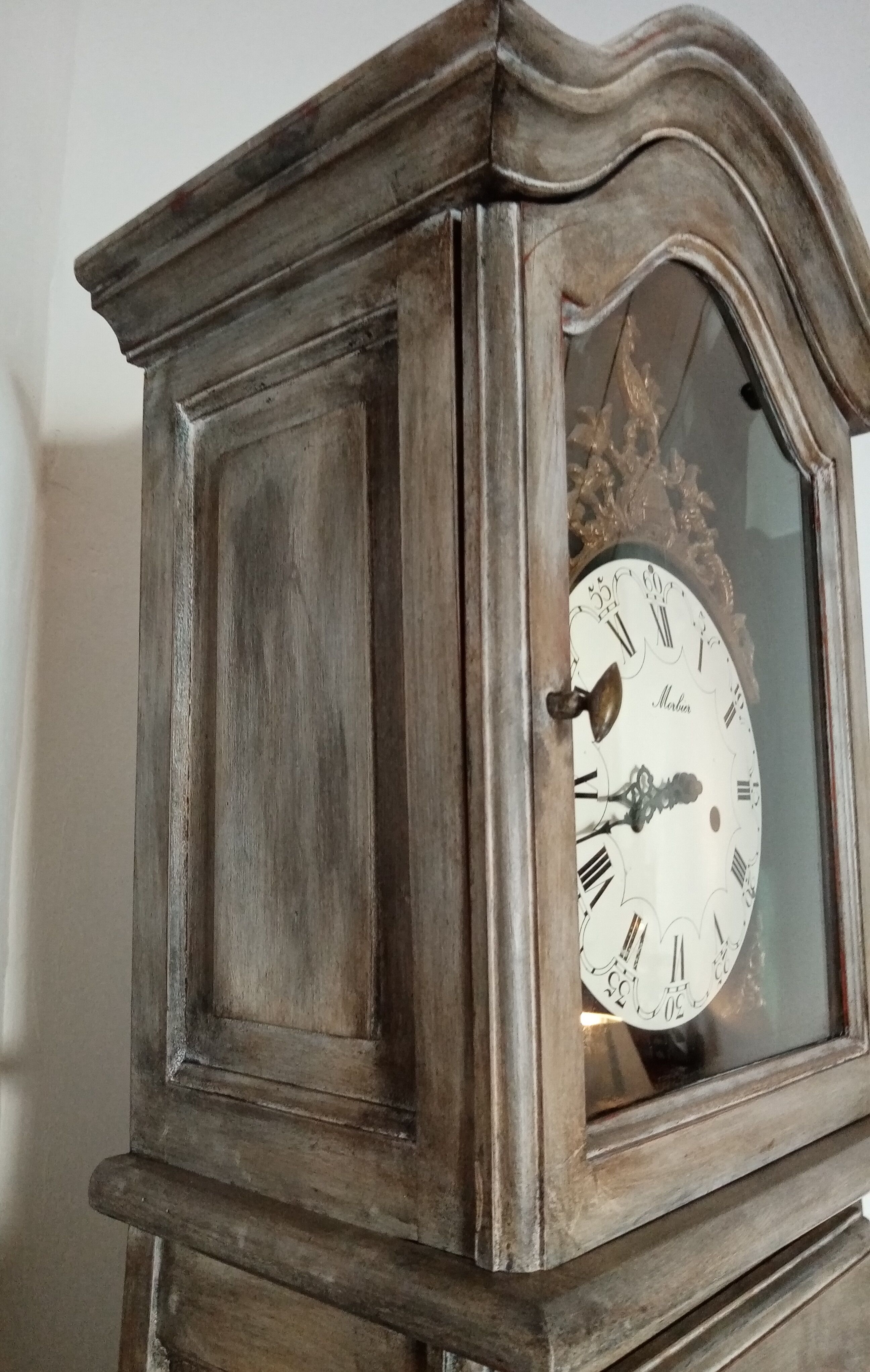 Comtoise patinated Morbier movement