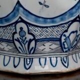 Delft earthenware vase - Early twentieth century