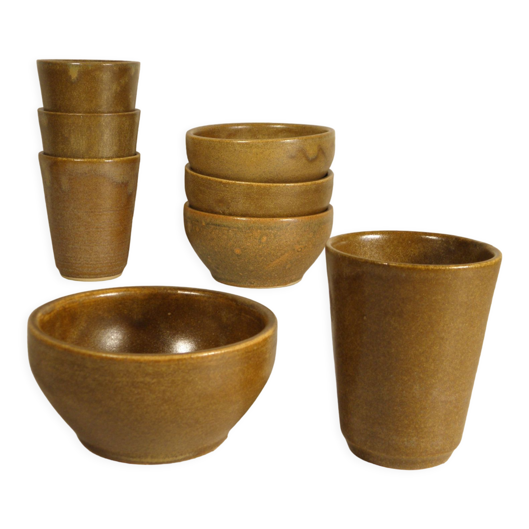 Stoneware tea bowls and tumblers