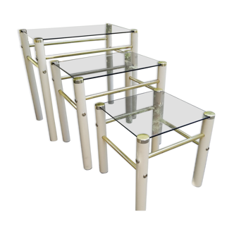 Pull-out tables