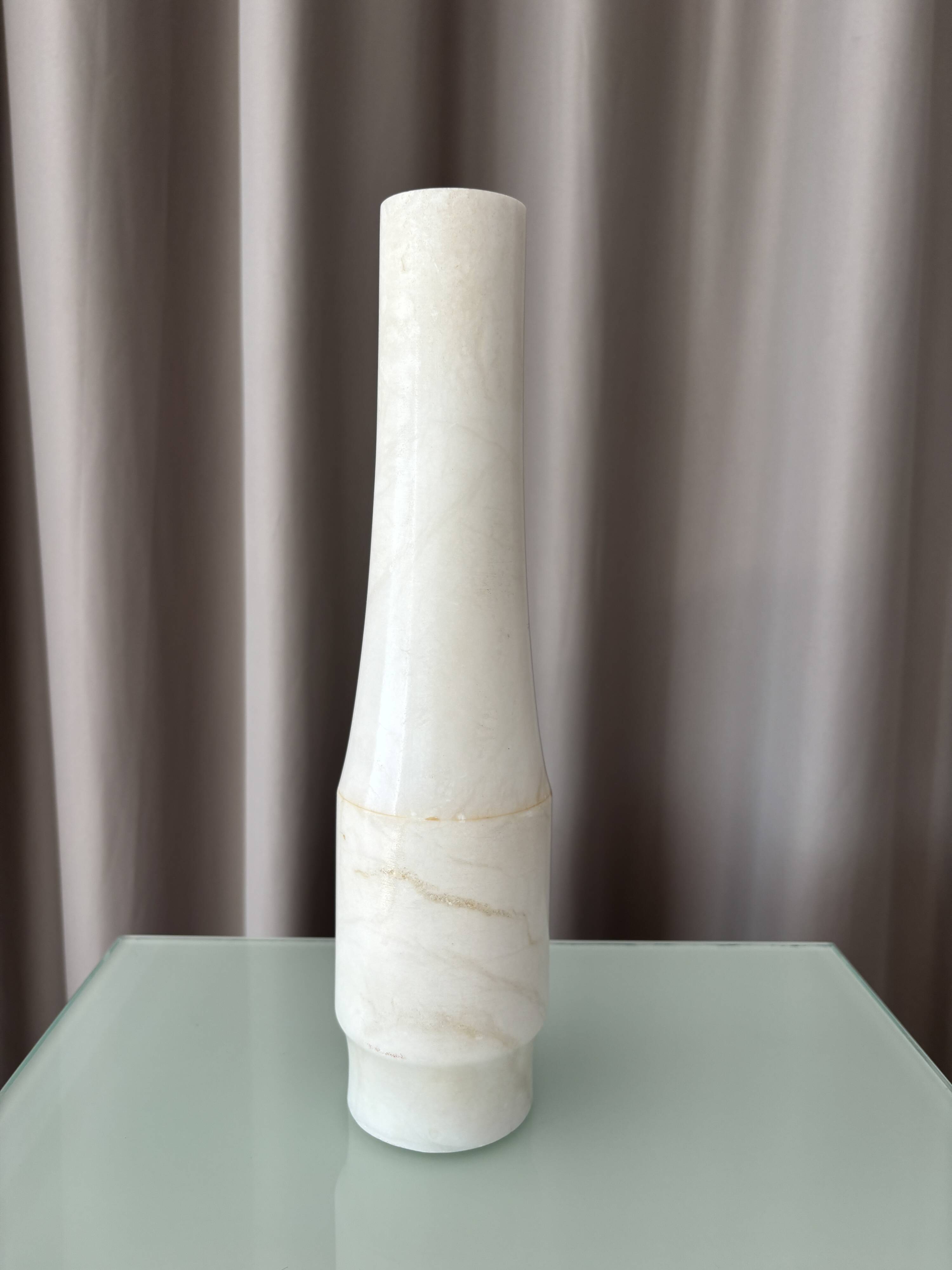 Vintage Spanish Alabaster Sculptural Vase – San Leo – Minimalist – 1970s