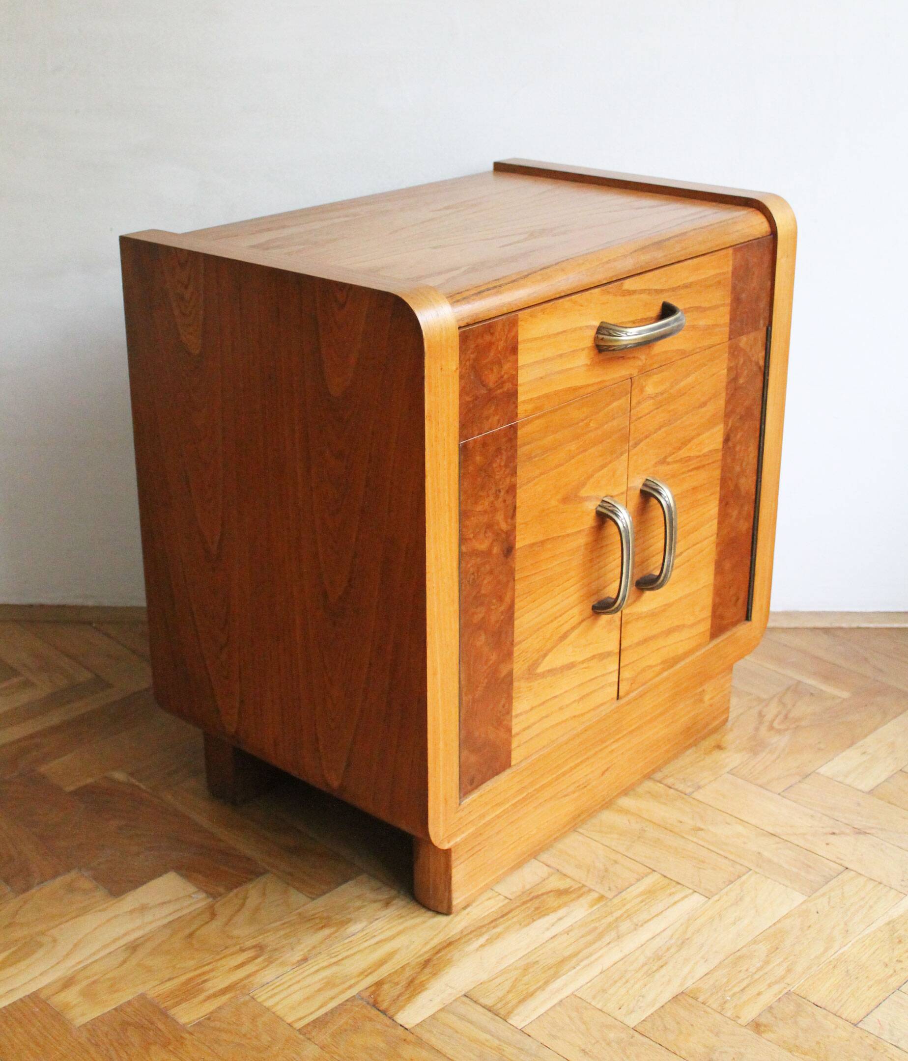 Pair of 1930s Art Deco bedside tables