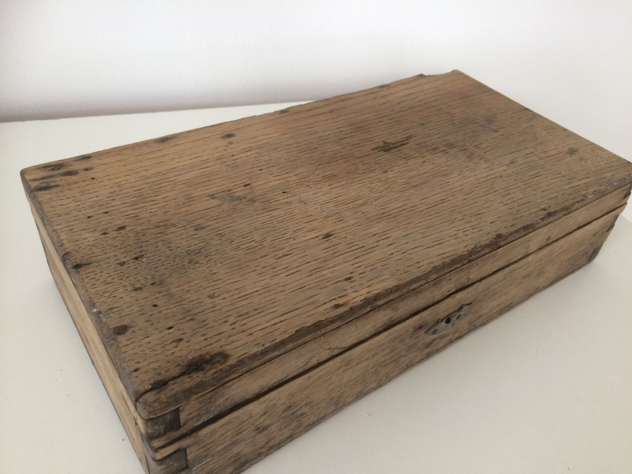 Small vintage wooden box