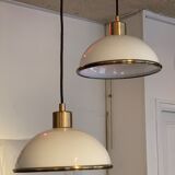 Two opaline suspensions