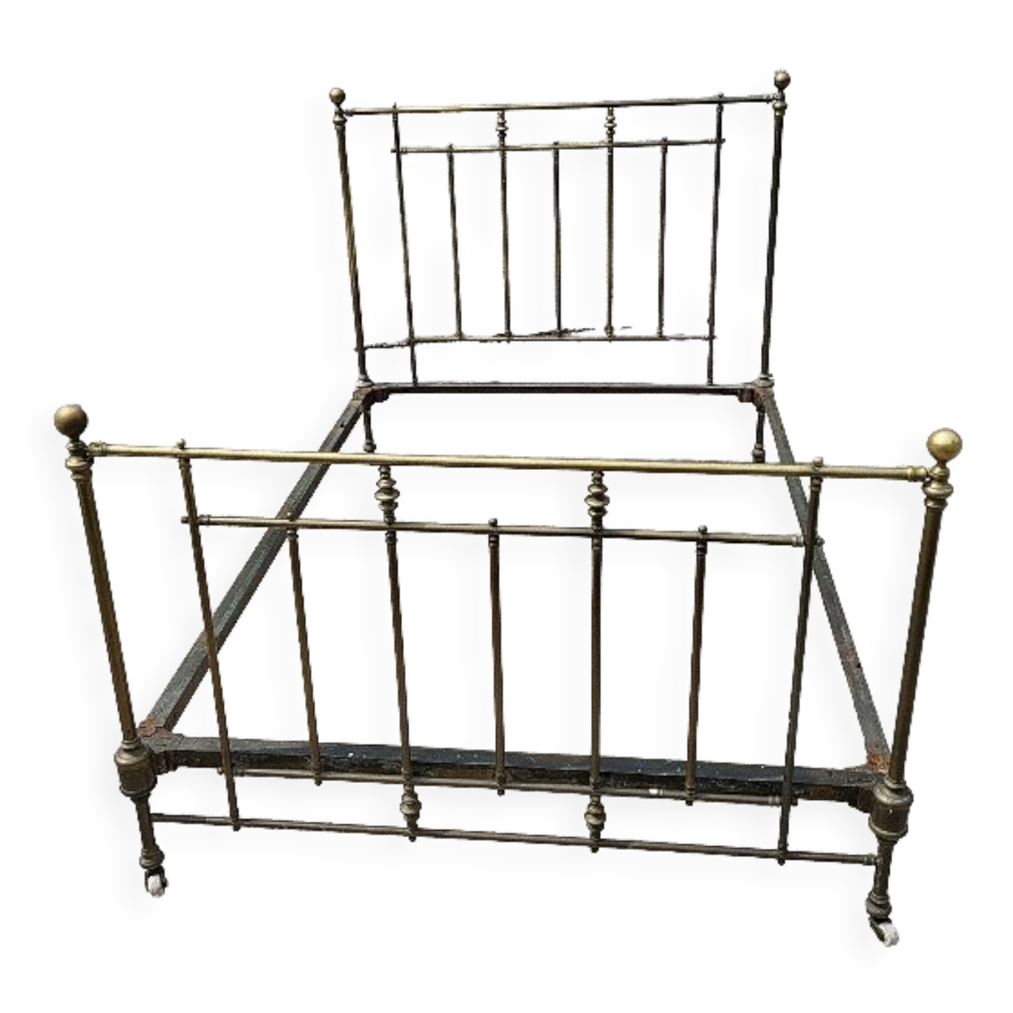 Lit en laiton dore 140 x 190 en couchage