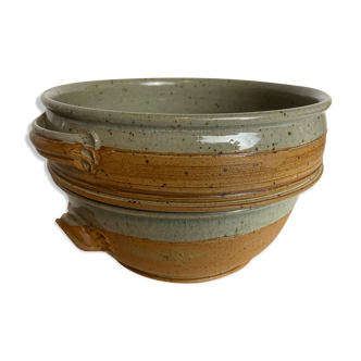 Pair of enamelled sandstone dishes