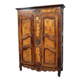 Armoire Bressane époque Louis XV en noyer et loupe d'orme vers 1750-1780