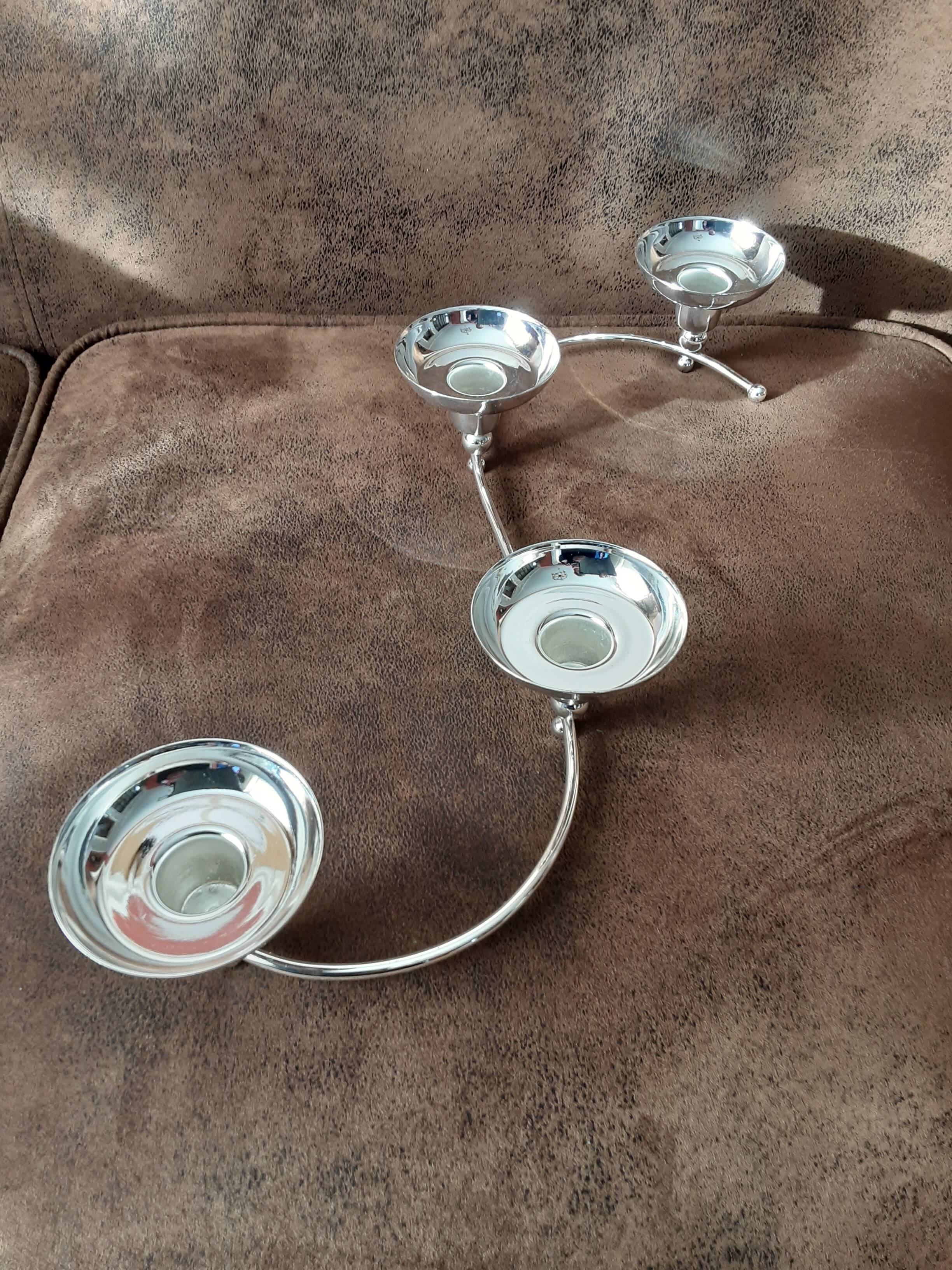 New metal candle holder