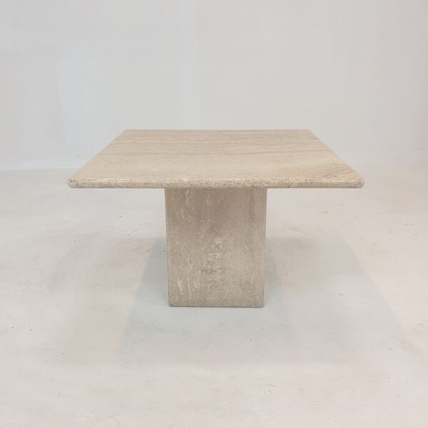 Table basse italienne en travertin années 1980