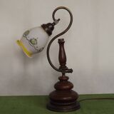 Lampe en bois et verre opalin