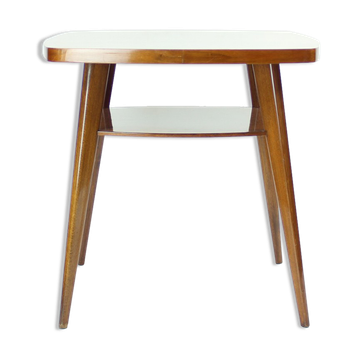 Table basse par Mier en noyer années 1960